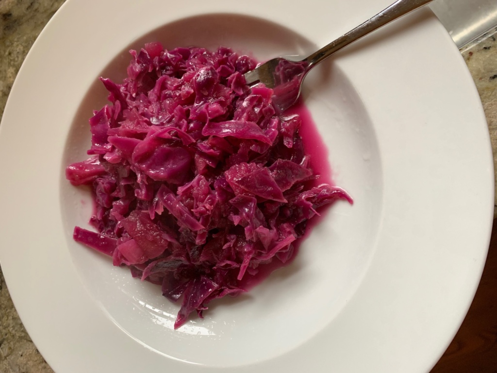 A closeup of my cooked blaukraut.